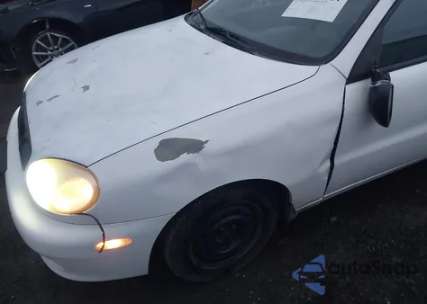 2001 Daewoo Lanos S z USA, uszkodzony, nr VIN KLATA52631B643819